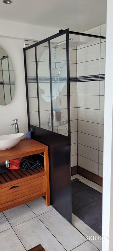 Maison - 250 m² - 9 pièces