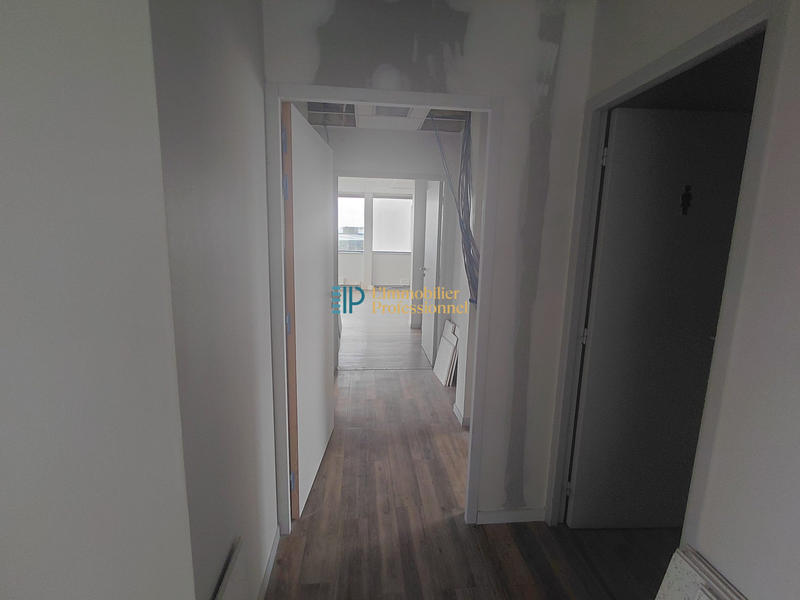 Bureau - 508 m² - 16 pièces