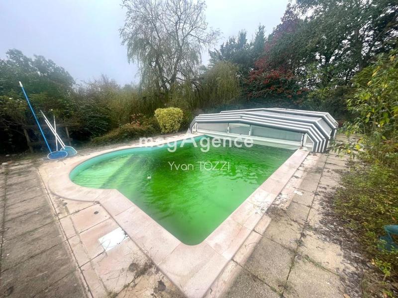 Maison - 140 m² - 6 pièces