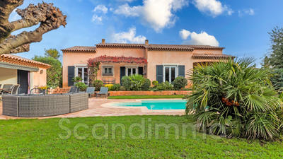 Maison - 162 m² - 7 pièces