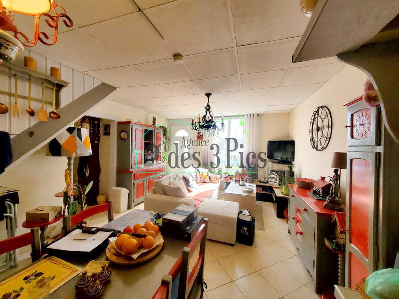 Maison - 210 m² - 6 pièces