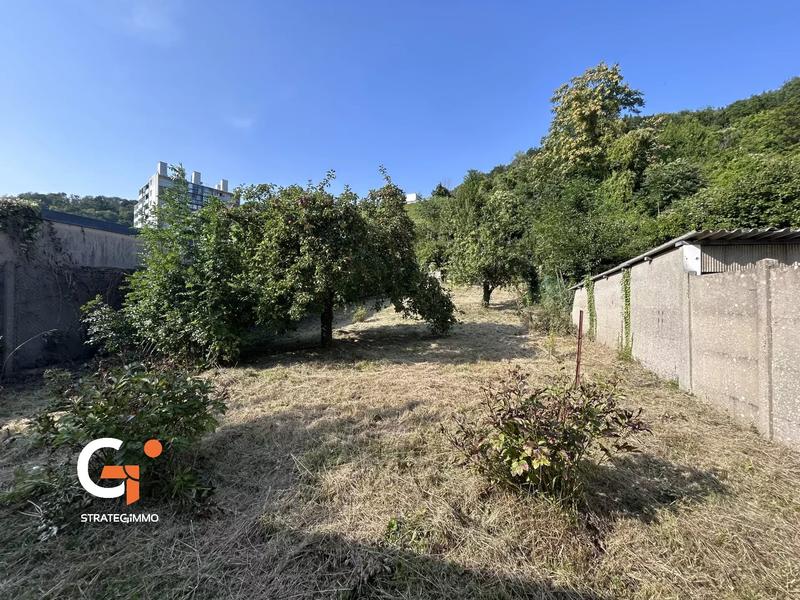 Terrain constructible - 489 m²