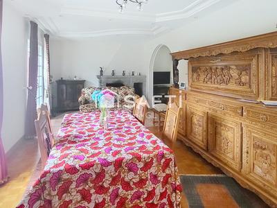 Maison - 160 m² - 7 pièces