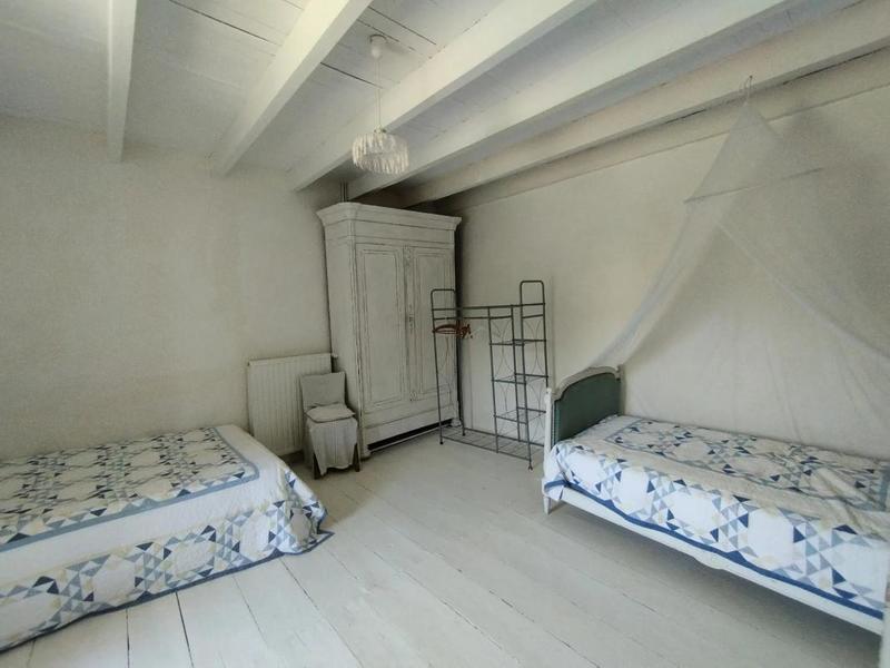 Maison en pierre - 100 m² - 4 pièces