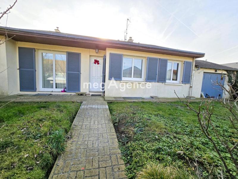 Maison - 104 m² - 5 pièces