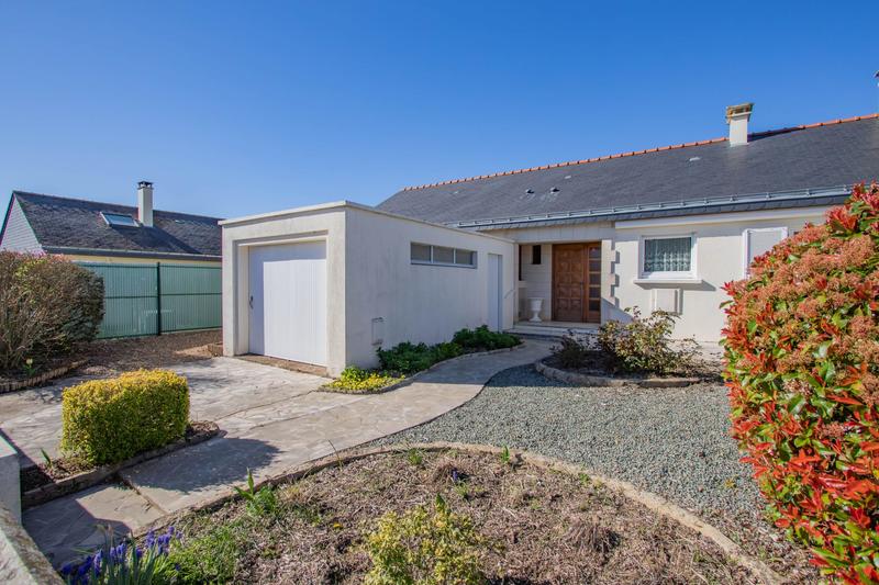 Maison - 104 m² - 5 pièces