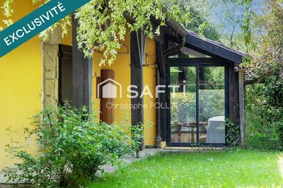 Maison - 225 m² - 6 pièces