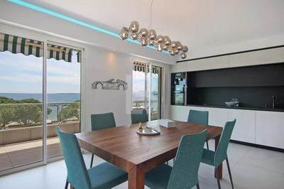 Appartement - 148 m² - 5 pièces