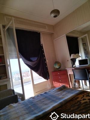 Chambre - 14 m² - 1 pièce