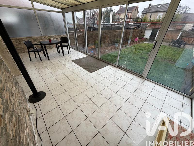 Maison - 104 m² - 5 pièces