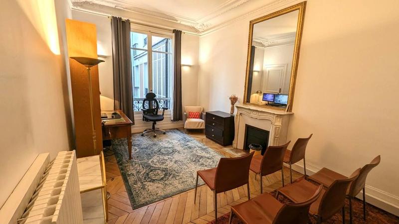 Bureau - 300 m² - 10 pièces