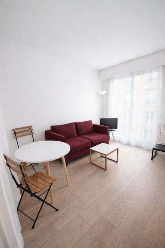 Studio - 20 m² - 2 pièces