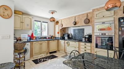 Maison - 130 m² - 5 pièces