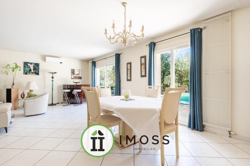 Maison contemporaine - 197 m² - 5 pièces