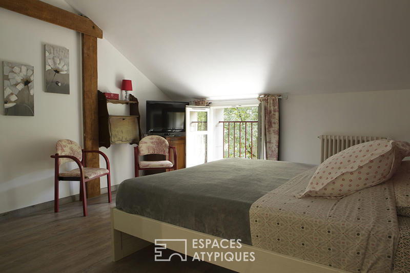 Maison - 400 m² - 12 pièces