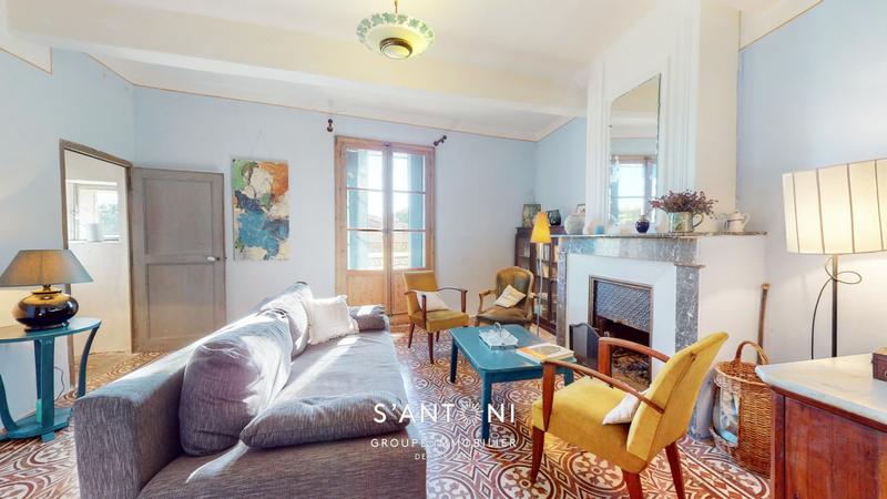 Maison de village - 180 m² - 4 pièces