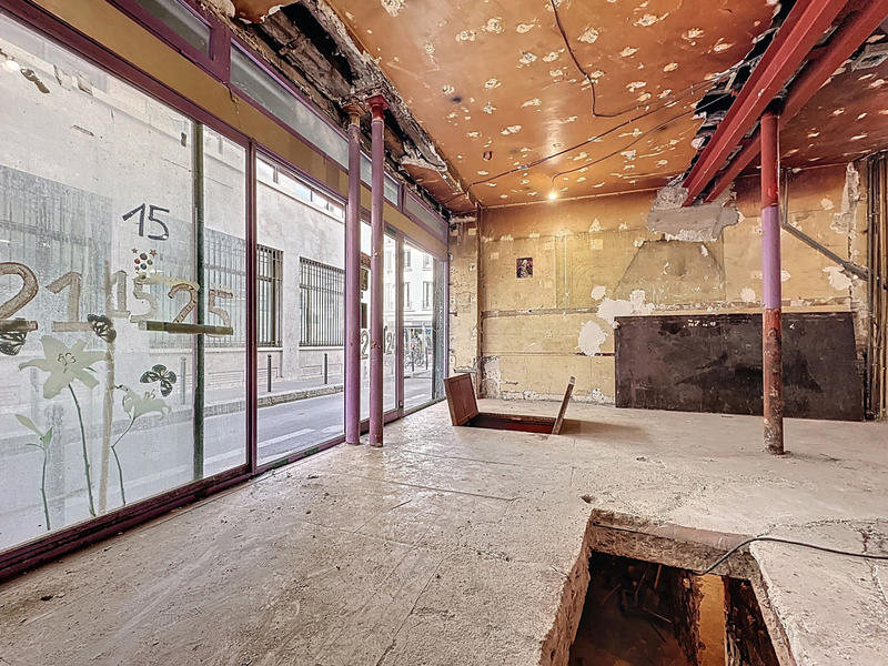 Local commercial - 81 m² - 4 pièces