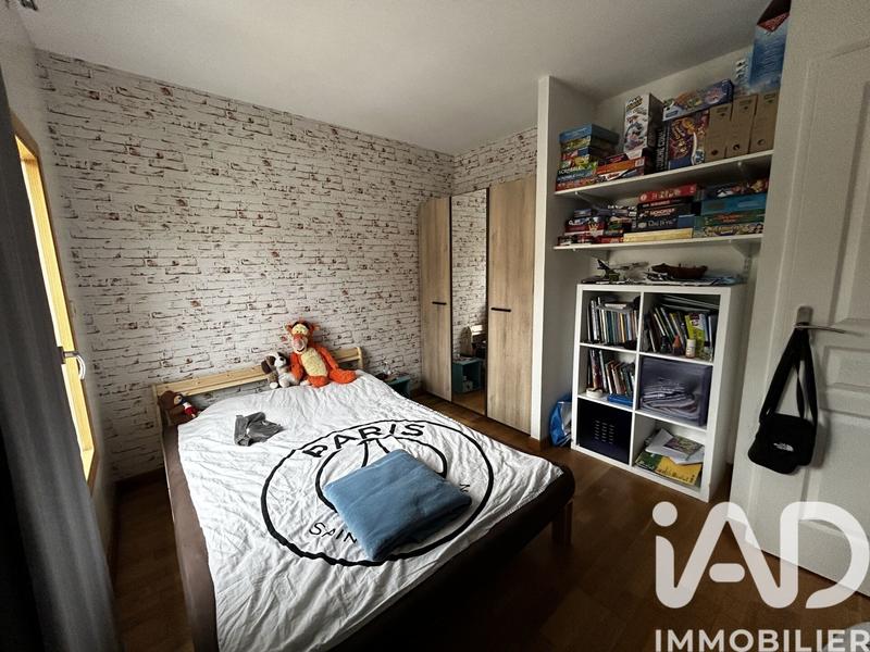 Maison - 180 m² - 8 pièces