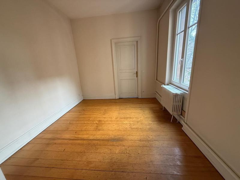 Appartement - 150 m² - 6 pièces