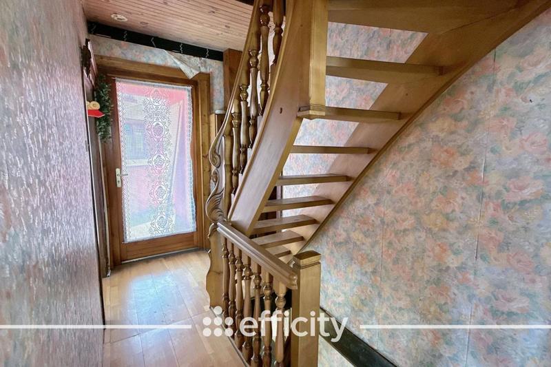 Immeuble - 210 m² - 10 pièces