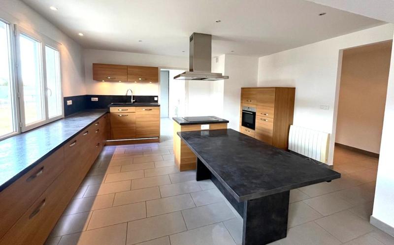 Appartement - 142 m² - 5 pièces