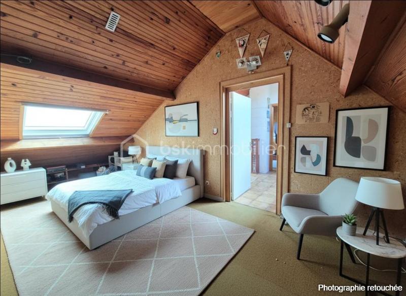 Maison - 150 m² - 8 pièces