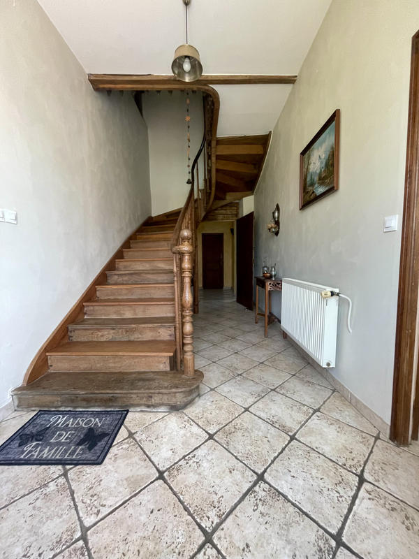 Maison - 284 m² - 7 pièces