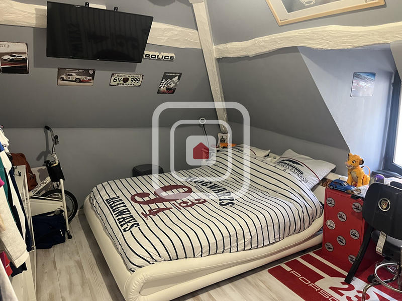 Maison - 141 m² - 6 pièces