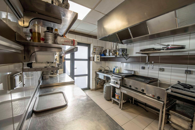 Local commercial - 320 m²