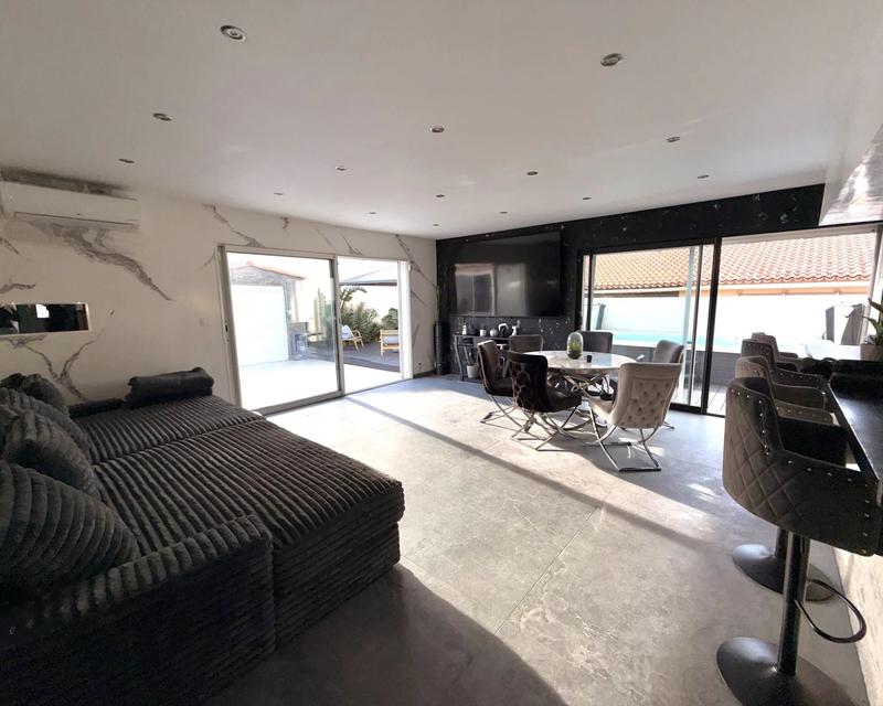 Maison - 121 m² - 5 pièces