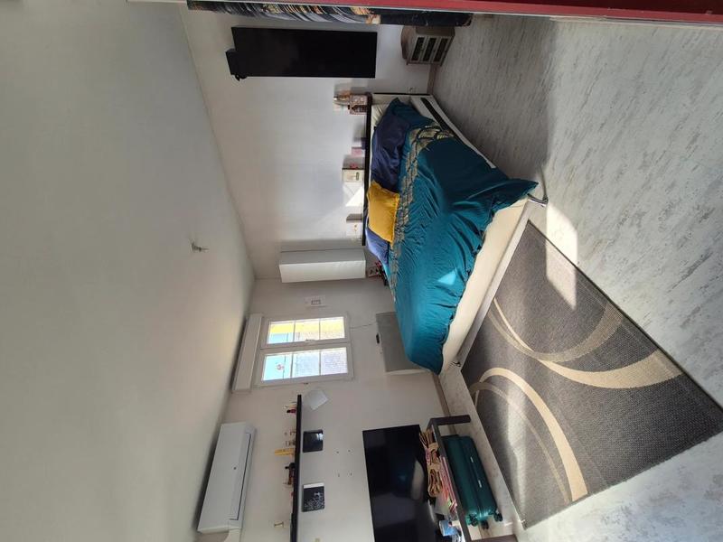 Maison - 230 m² - 7 pièces