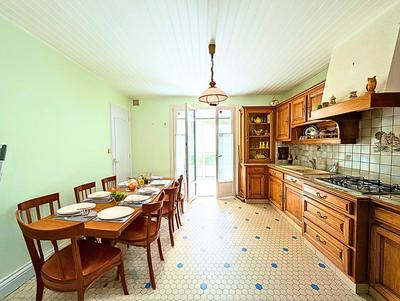 Maison - 120 m² - 7 pièces