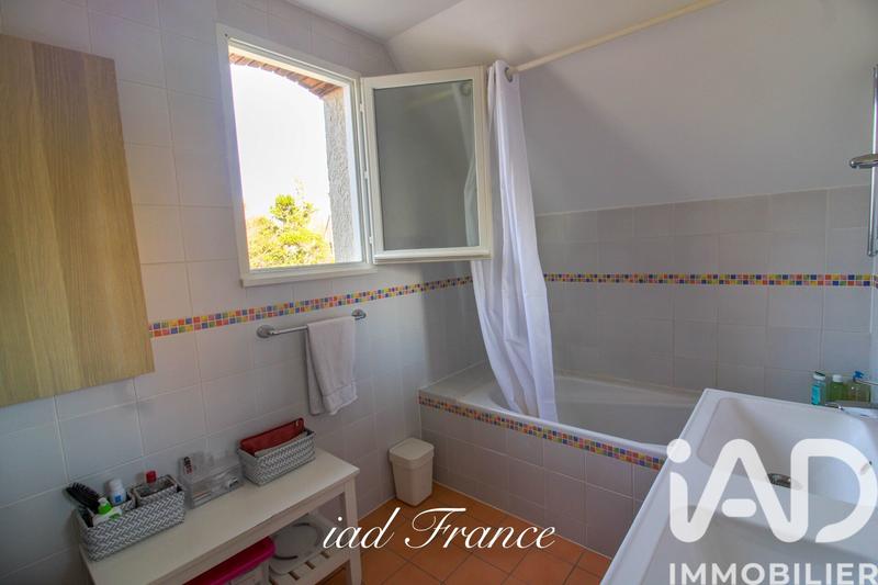 Maison - 169 m² - 8 pièces