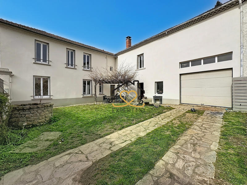 Maison - 176 m² - 9 pièces