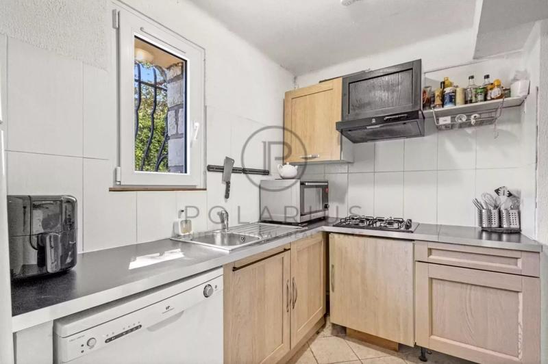 Villa - 350 m² - 9 pièces