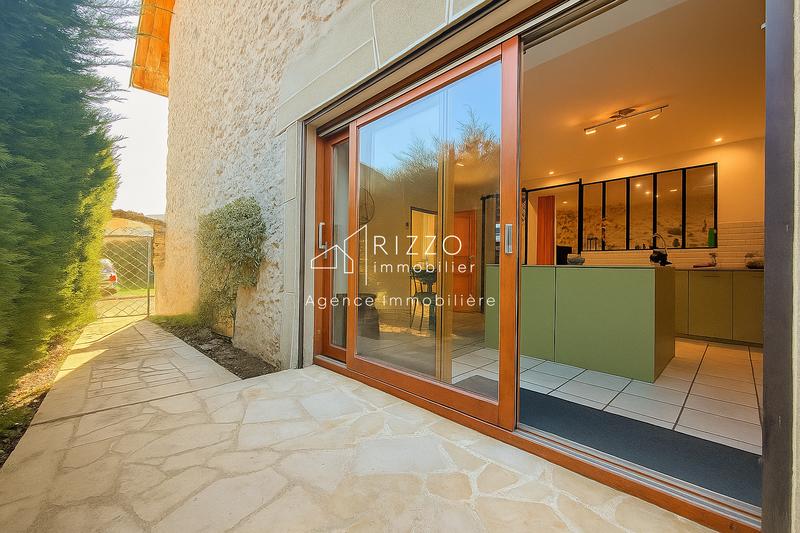 Maison - 166 m² - 7 pièces