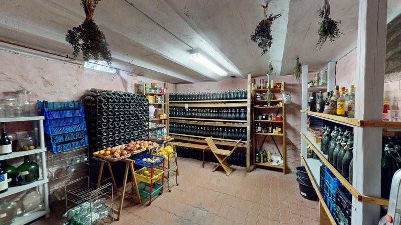 Maison - 229 m² - 7 pièces