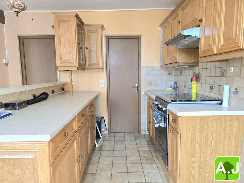 Maison - 84 m² - 4 pièces