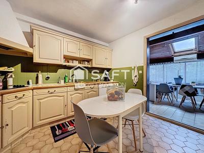 Maison - 120 m² - 5 pièces