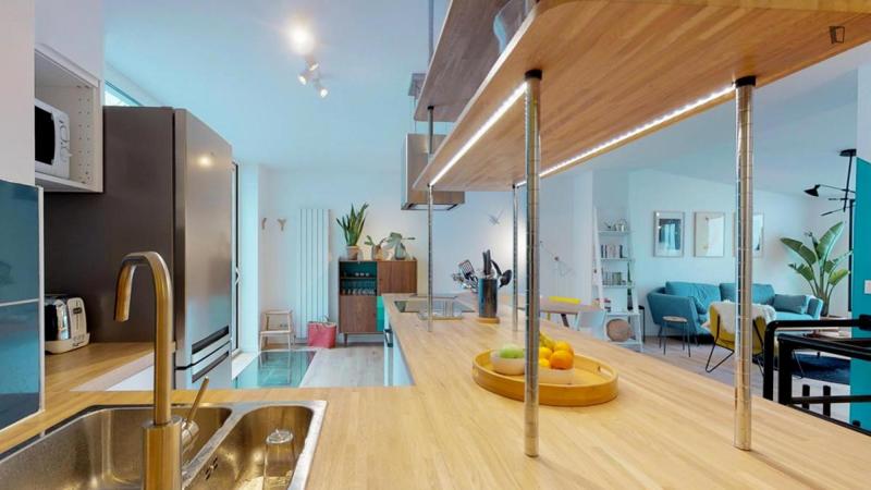 Chambre - 16 m² - 7 pièces