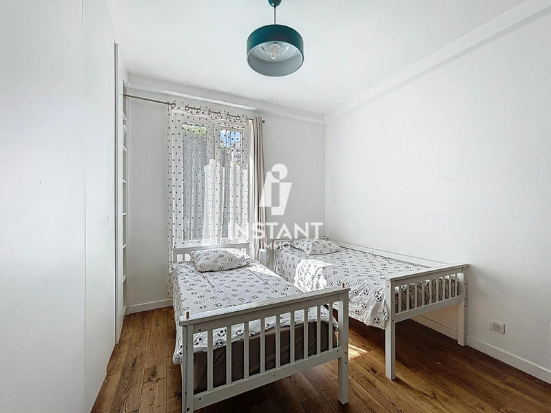 Appartement - 96 m² - 5 pièces