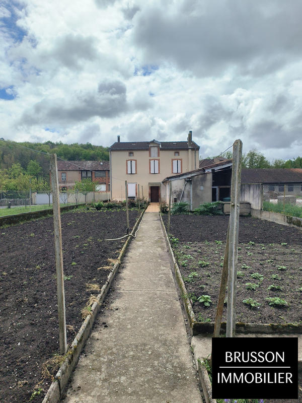 Maison - 161 m² - 6 pièces