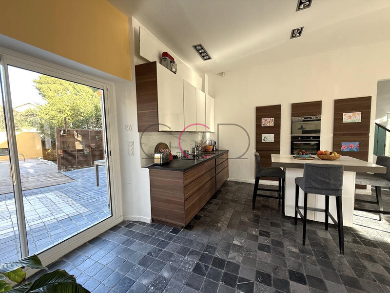 Bastide - 190 m² - 5 pièces