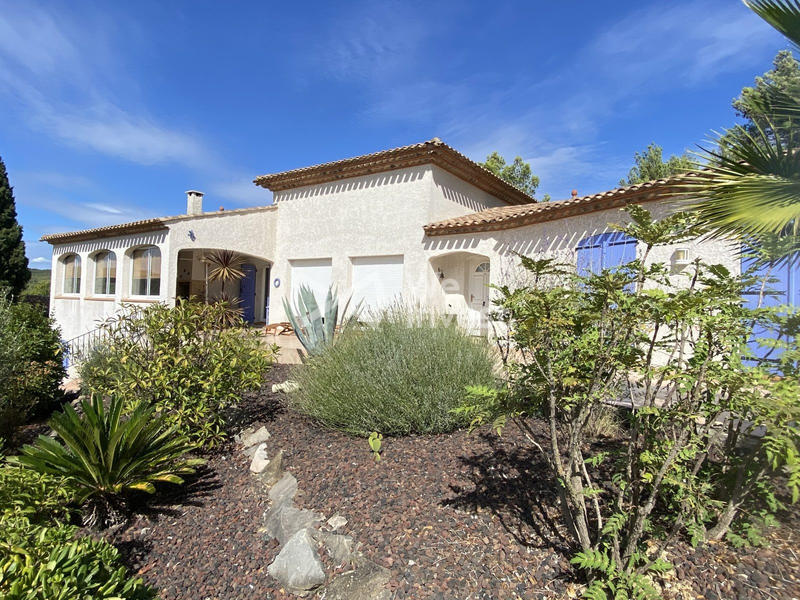 Maison - 200 m² - 6 pièces