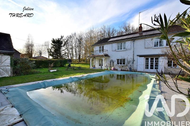 Maison - 212 m² - 6 pièces