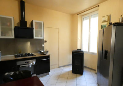 Local commercial - 90 m² - 3 pièces