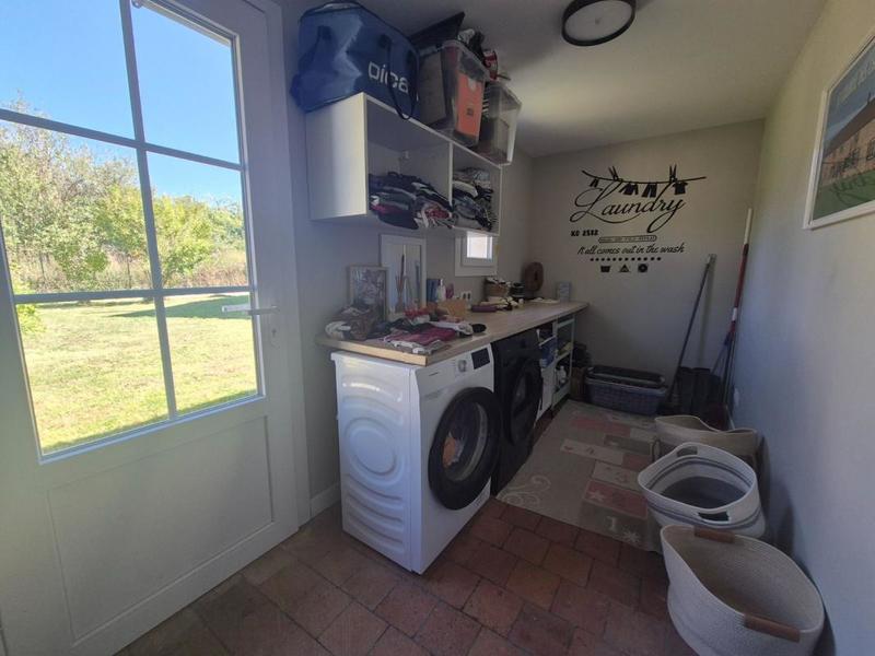 Maison - 231 m² - 8 pièces