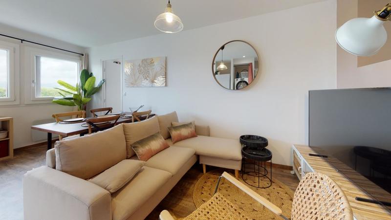 Appartement - 89 m² - 5 pièces