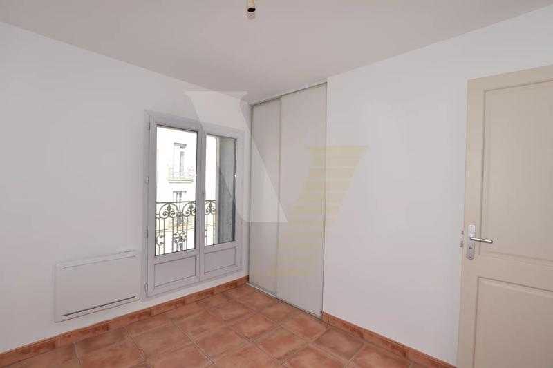 Immeuble - 183 m² - 9 pièces