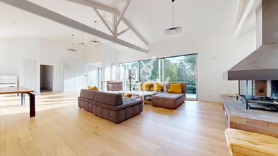 Maison - 217 m² - 5 pièces